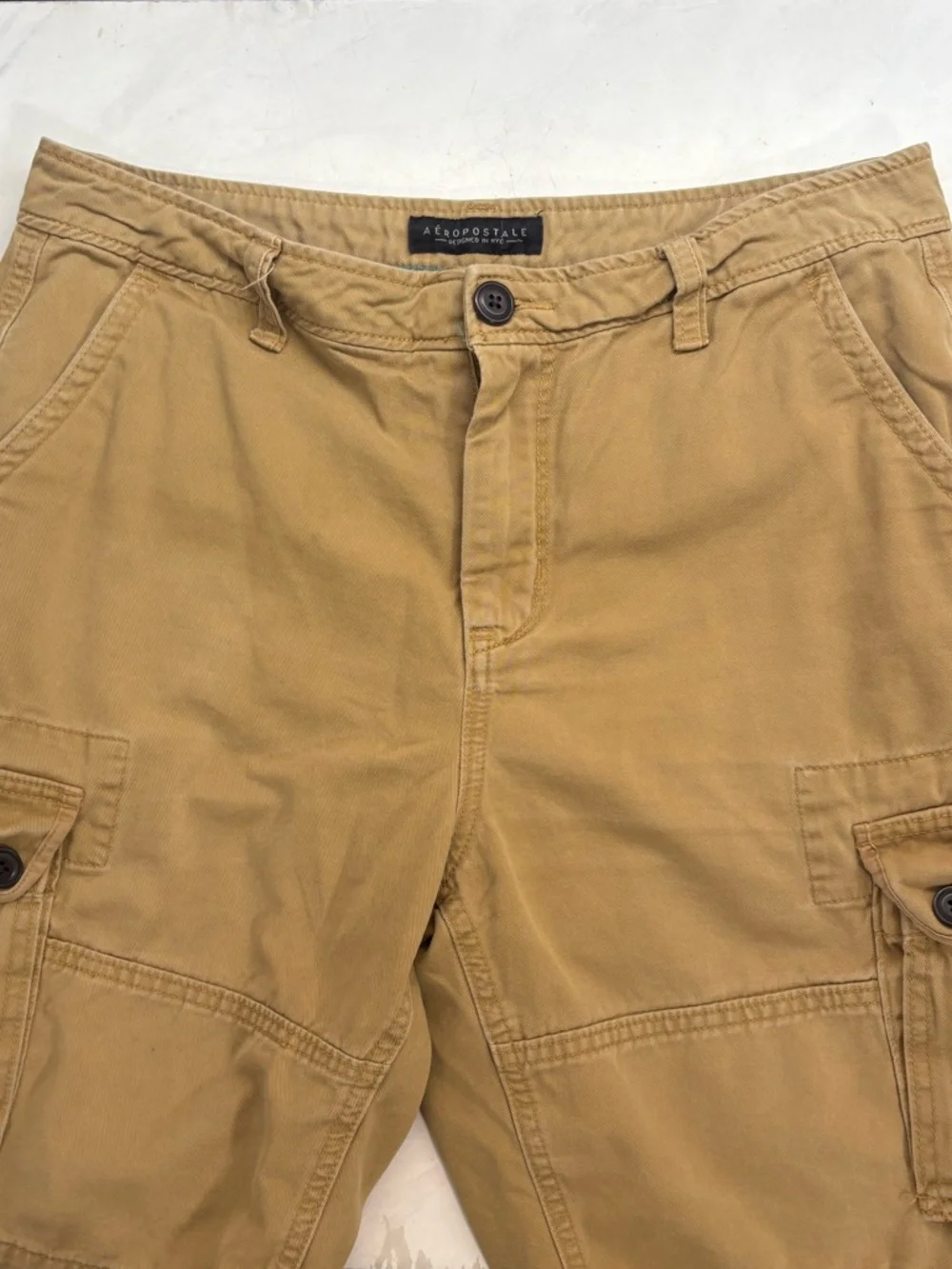 Aeropostale Size 33 Tan Cargo Baggy Shorts Relaxed Y2K Style Retro Skate